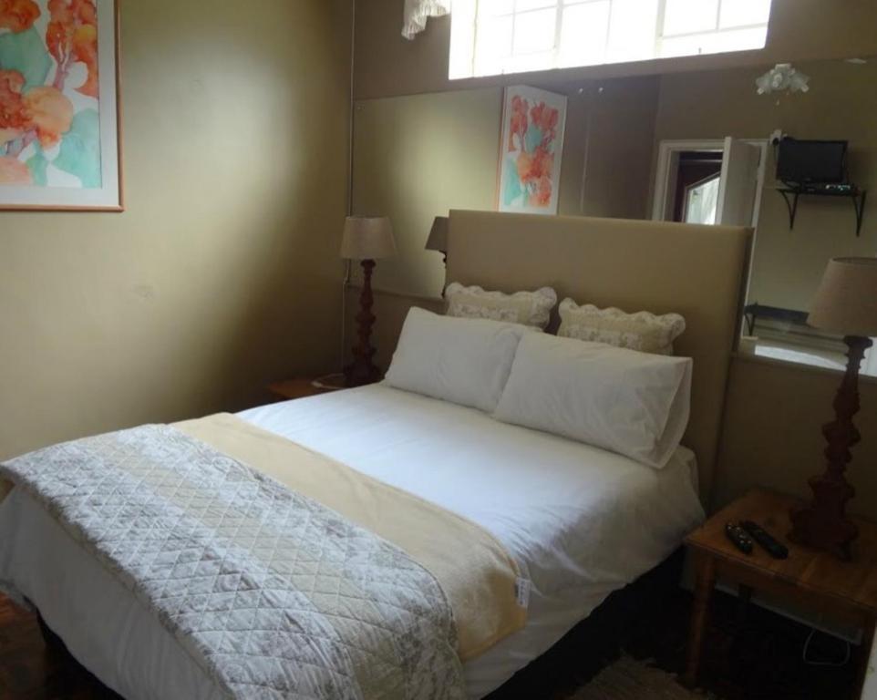 هيلكريست White House Bed And Breakfast Guest House الغرفة الصورة